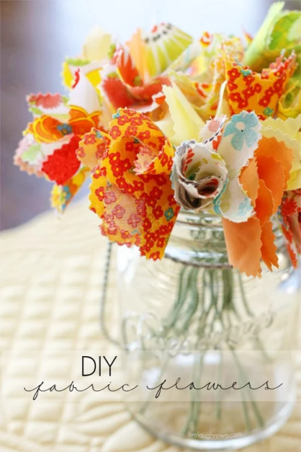 20 DIY Fabric Flower Free Tutorials