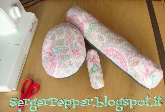 sergerpepper-pressing-tools-DIY-sausage-roll-FREE-pattern-12