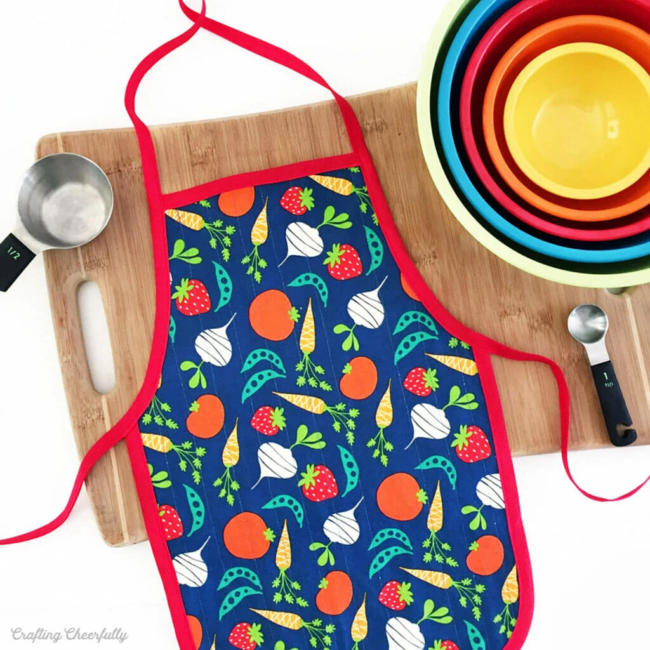 Top 25 Free Apron Patterns