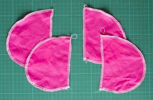 How to add inseam pockets_ A tutorial by Pienkel for Peek-a-Boo Pages 1