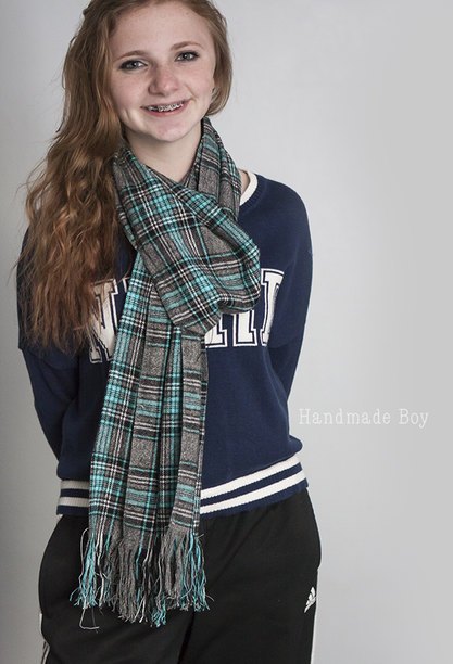 How to Make a DIY Flannel Scarf 10 IMG_6934b