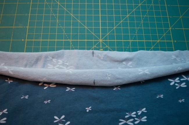 #1 Tutorial on How to Gather Knit Fabric