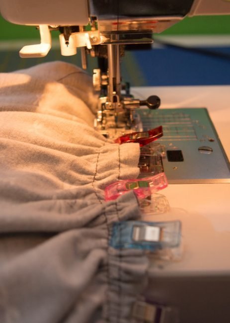 #1 Tutorial on How to Gather Knit Fabric
