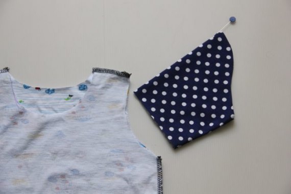How to Sew Set-In Sleeves on Clothing