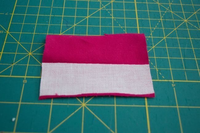 How to Sew a Snap When Sewing Clothing