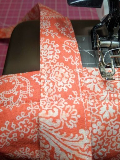 DIY Picnic Blanket | How to Sew a Picnic Blanket