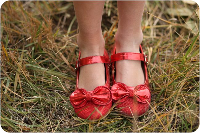 DIY Dorothy Costume Tutorial