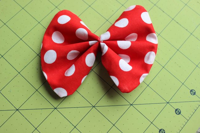 Free DIY Minnie Mouse Headband Tutorial