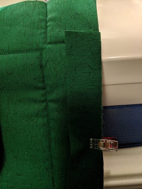 How to Make a Quilted Potholder | DIY Quilted Potholder