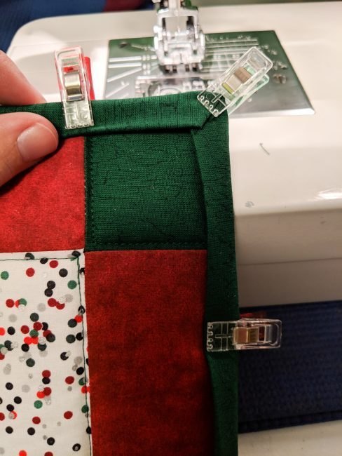 How to Make a Quilted Potholder | DIY Quilted Potholder