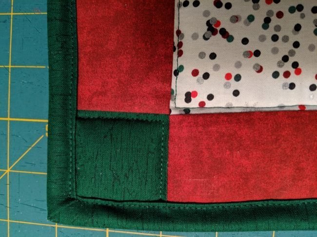 How to Make a Quilted Potholder | DIY Quilted Potholder