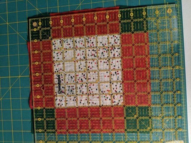How to Make a Quilted Potholder | DIY Quilted Potholder