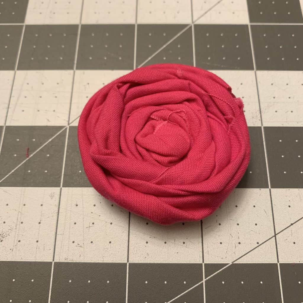 DIY Fabric Rosette | How to Make Fabric Rosettes 12 DIY Fabric Rosette | How to Make Fabric Rosettes