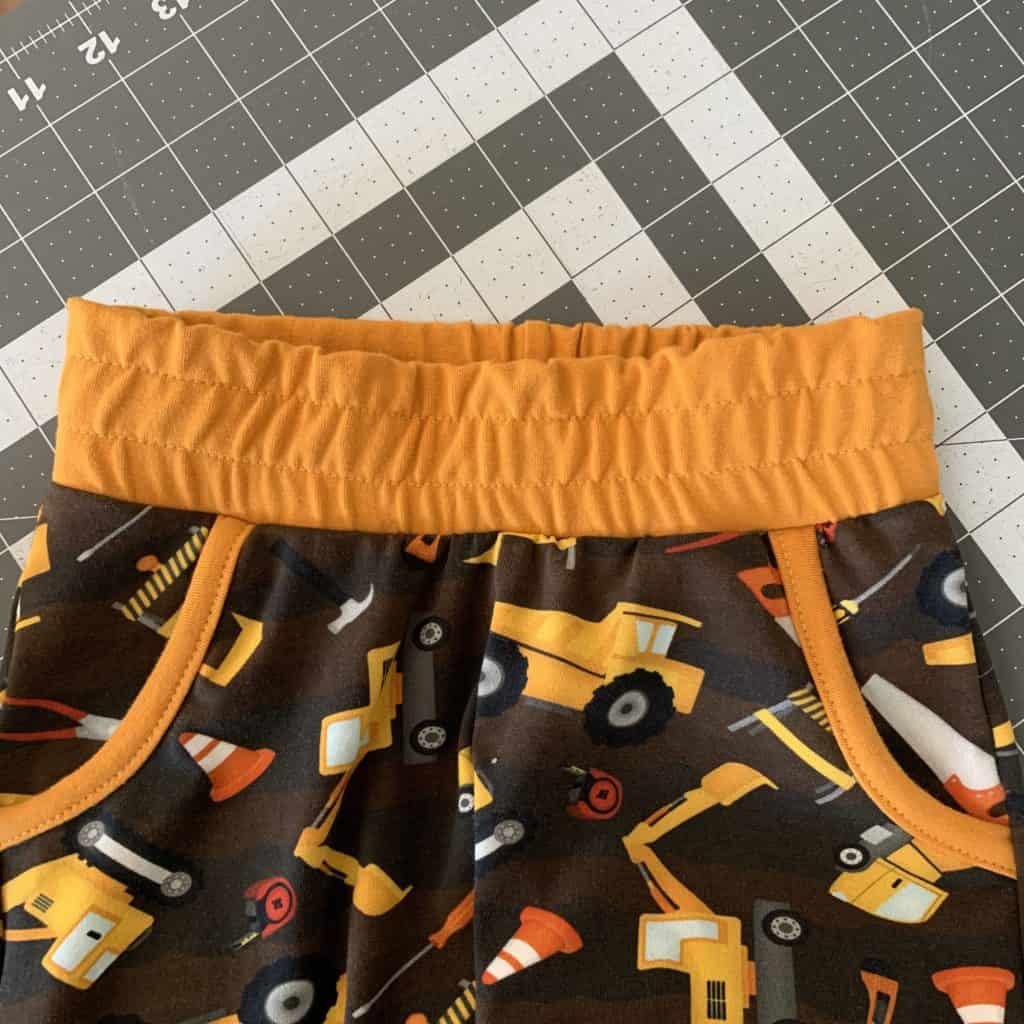 How to Topstitch an Elastic Waistband