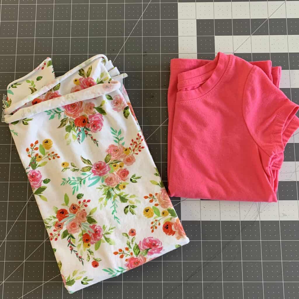 How to Add Ruffles to a Shirt 1 How to Add Ruffles to a Shirt