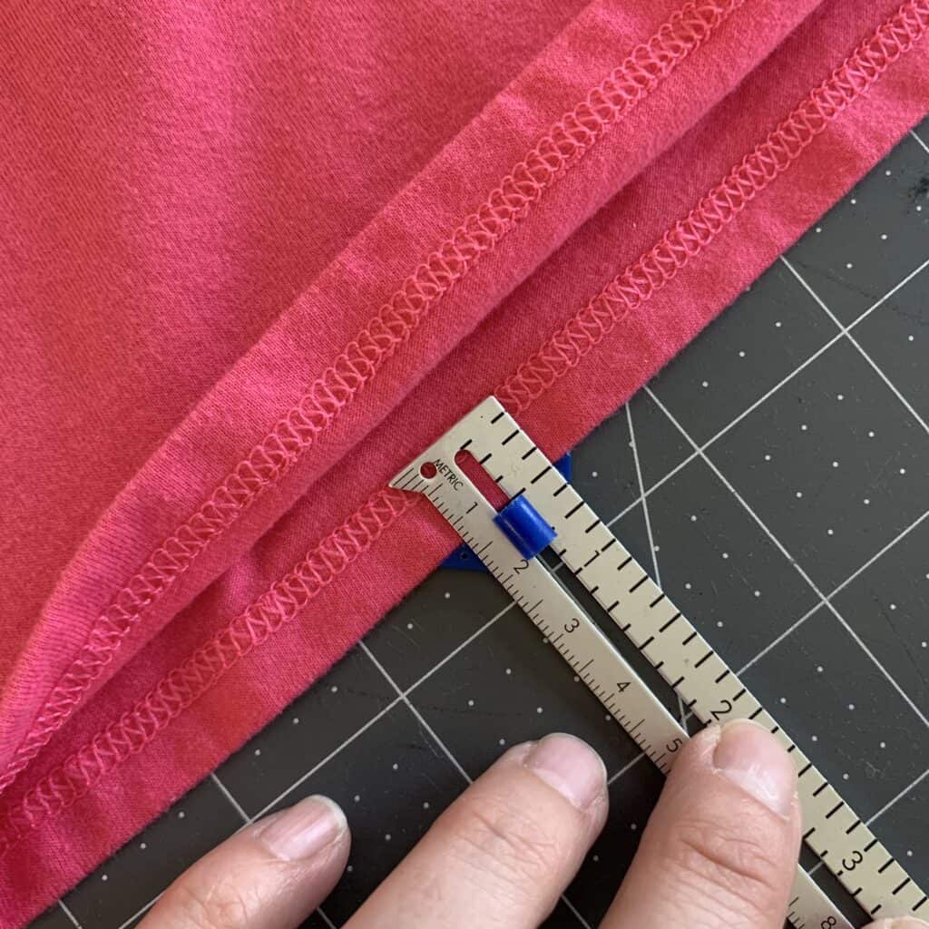 How to Add Ruffles to a Shirt 2 How to Add Ruffles to a Shirt