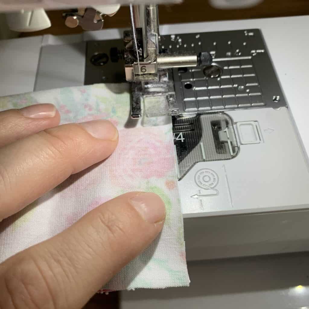 How to Add Ruffles to a Shirt 5 How to Add Ruffles to a Shirt