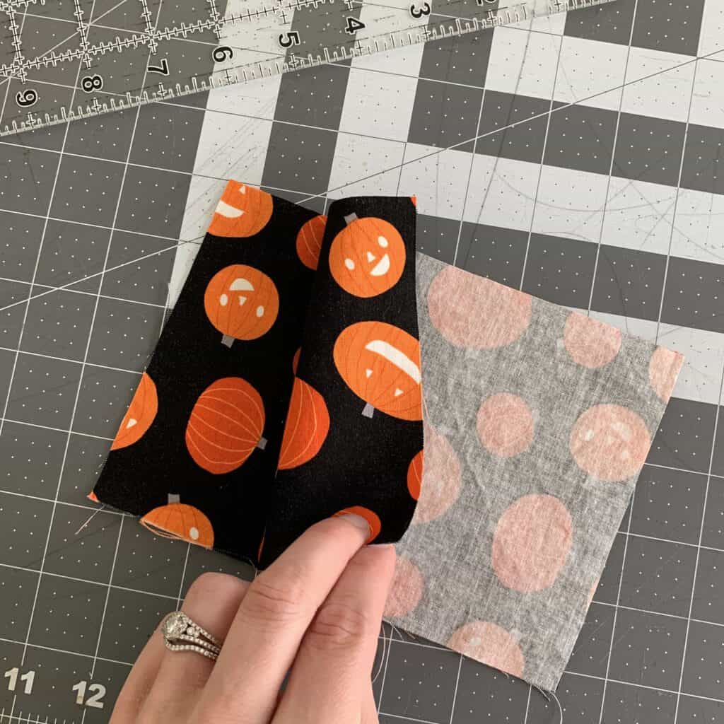 DIY Halloween Treat Bags | Free Tutorials 3 DIY Halloween Treat Bags | Free Tutorials