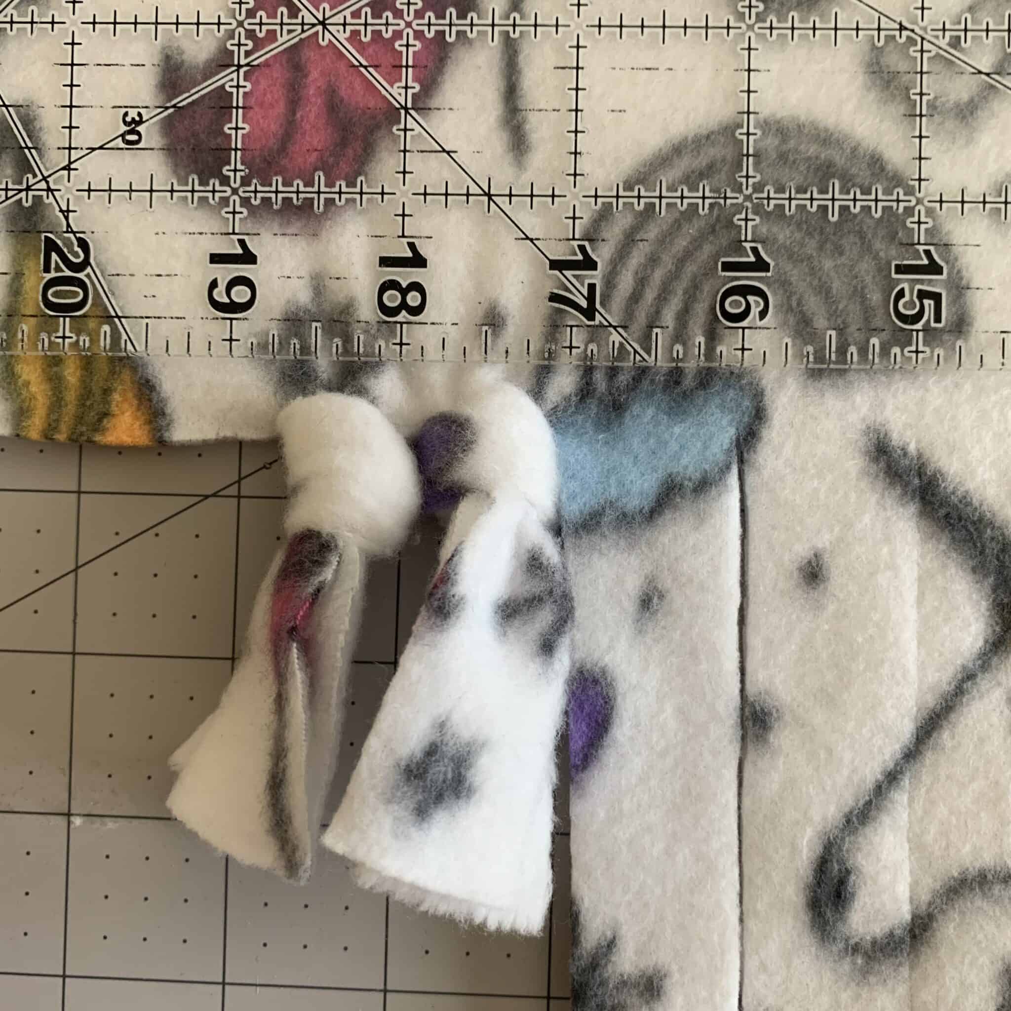 How To Make A DIY Fleece Blanket