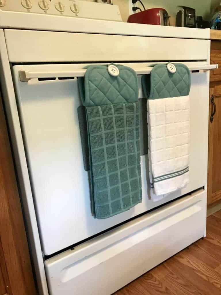 DIY Kitchen Towels | Free Towel Tutorial