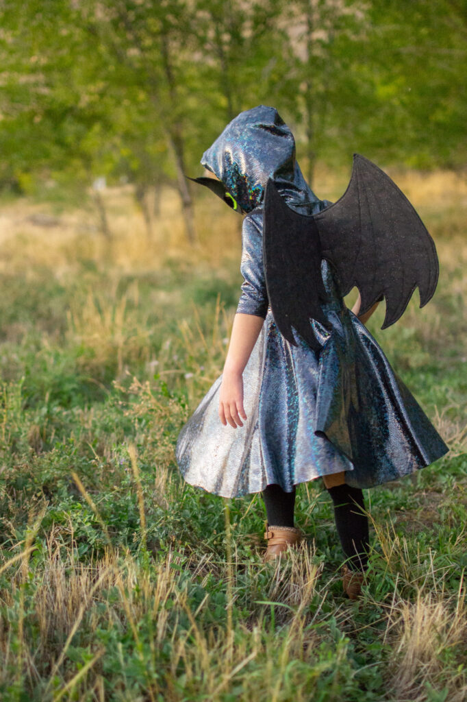 DIY Toothless Costume | Dragon Costume Tutorial