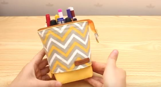 12 Free DIY Pencil Case Tutorials