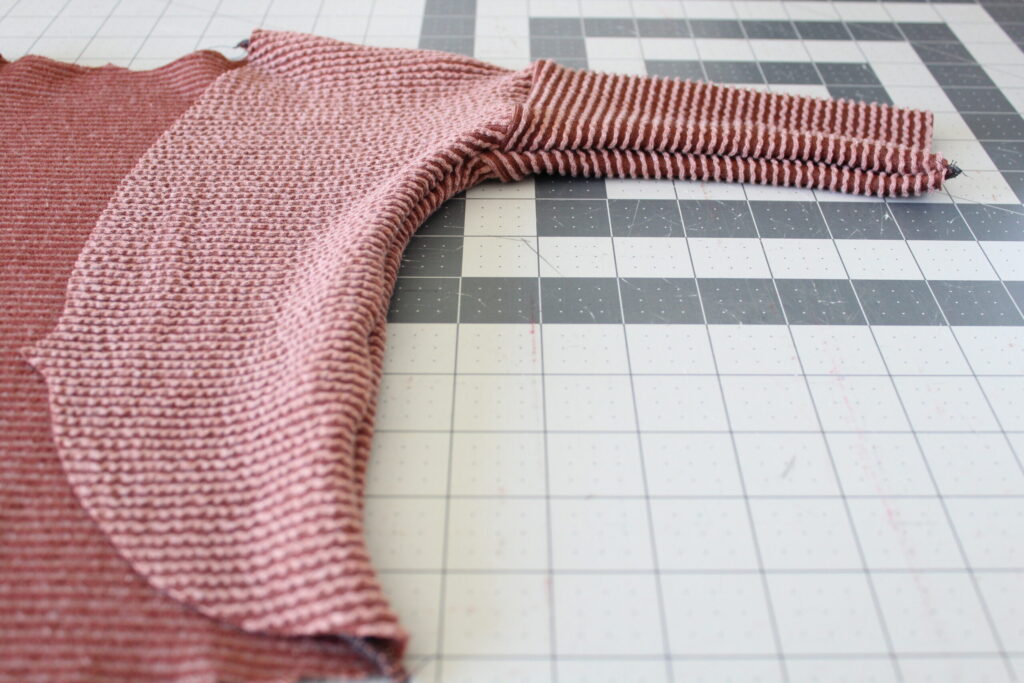 How To Sew a Cardigan Using the Peyton Cocoon from Peek-A-Boo Patterns 8 How To Sew a Cardigan Using the Peyton Cocoon from Peek-A-Boo Patterns