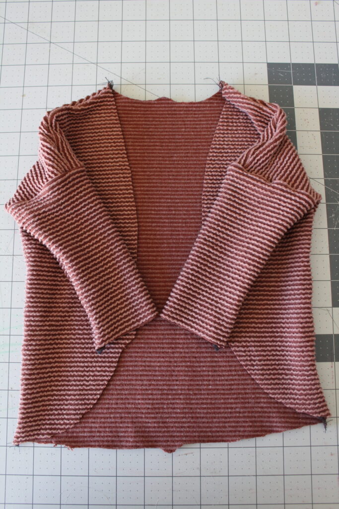 How To Sew a Cardigan Using the Peyton Cocoon from Peek-A-Boo Patterns 9 How To Sew a Cardigan Using the Peyton Cocoon from Peek-A-Boo Patterns